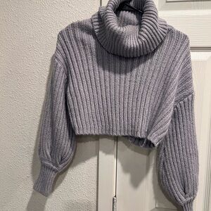 Urban Outfitters Ribbed periwinkle Turtleneck Sweater extra small gently used